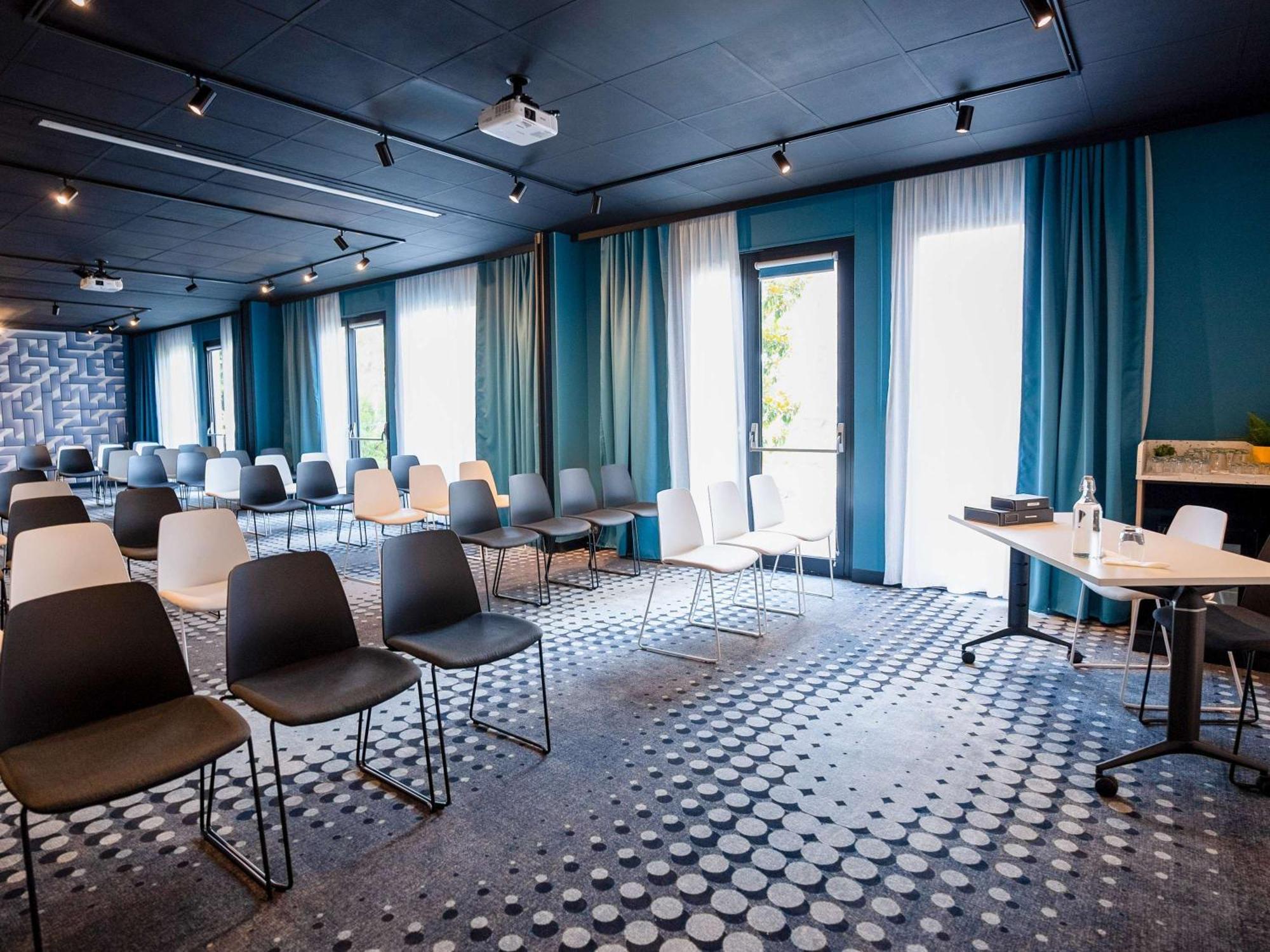 Отель Ibis Styles Strasbourg Nord Palais Des Congres Шильтигхейм Экстерьер фото